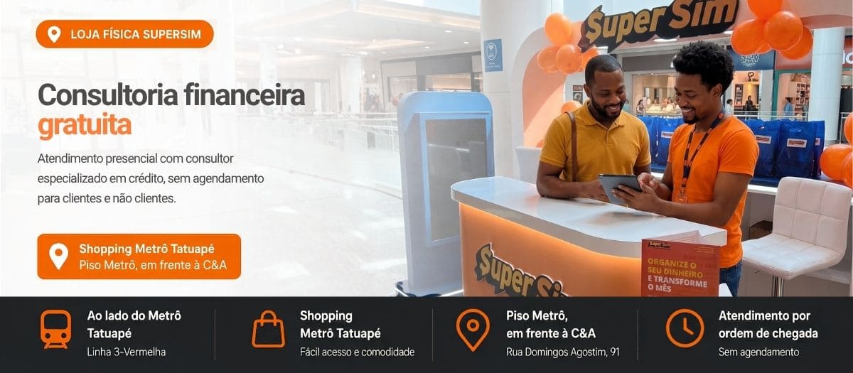 Consultora orienta cliente sobre organização das contas na consultoria financeira gratuita
